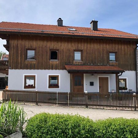 Monteurzimmer Am Teisenberg Neukirchen am Teisenberg Экстерьер фото