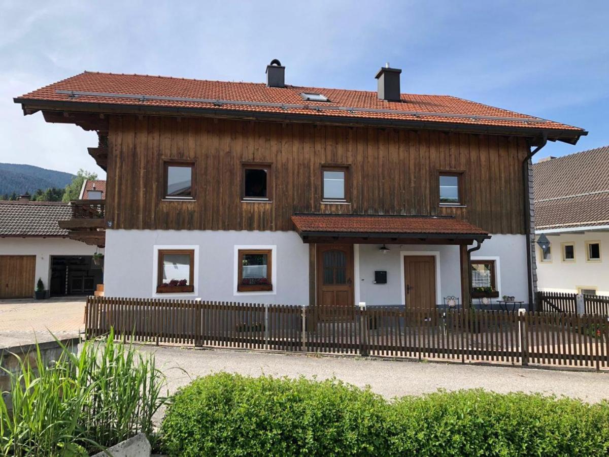 Monteurzimmer Am Teisenberg Neukirchen am Teisenberg Экстерьер фото