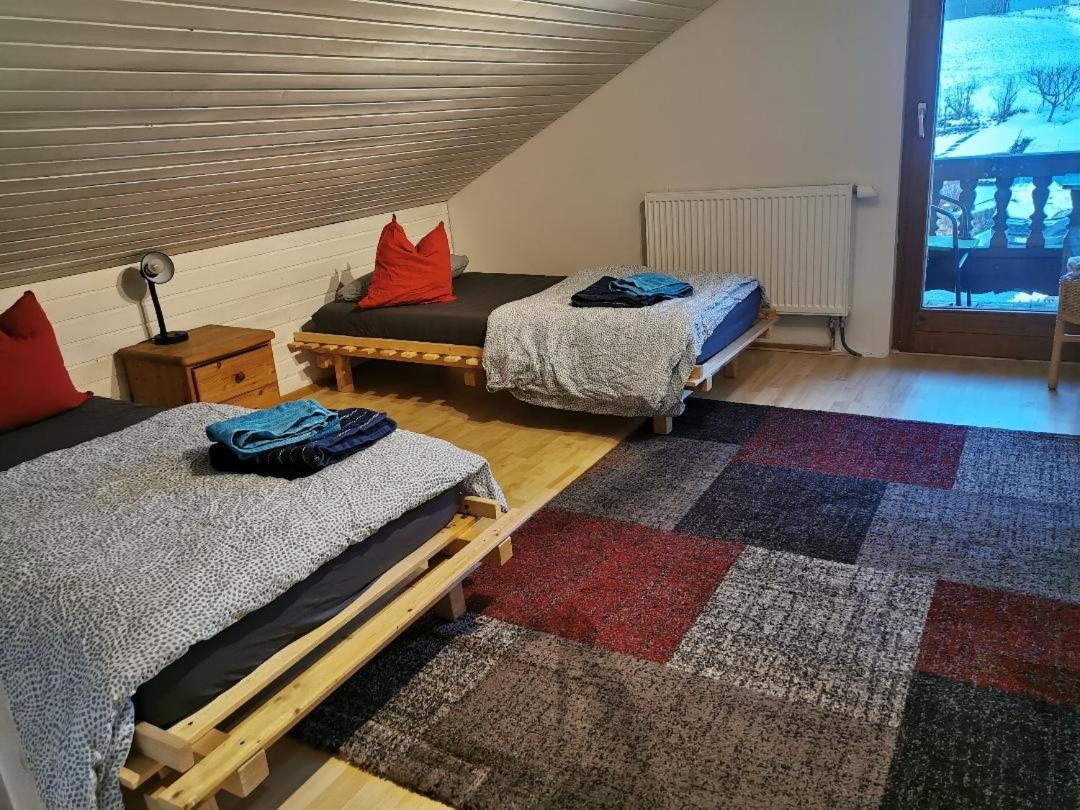 Monteurzimmer Am Teisenberg Neukirchen am Teisenberg Экстерьер фото